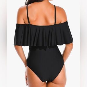 NWT Tempt Me Women's 20W One Piece Ruffle Swimsuit